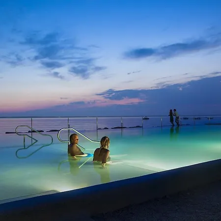 منتزه العطل Relax Premium Village Holiday Homes Novigrad Istria